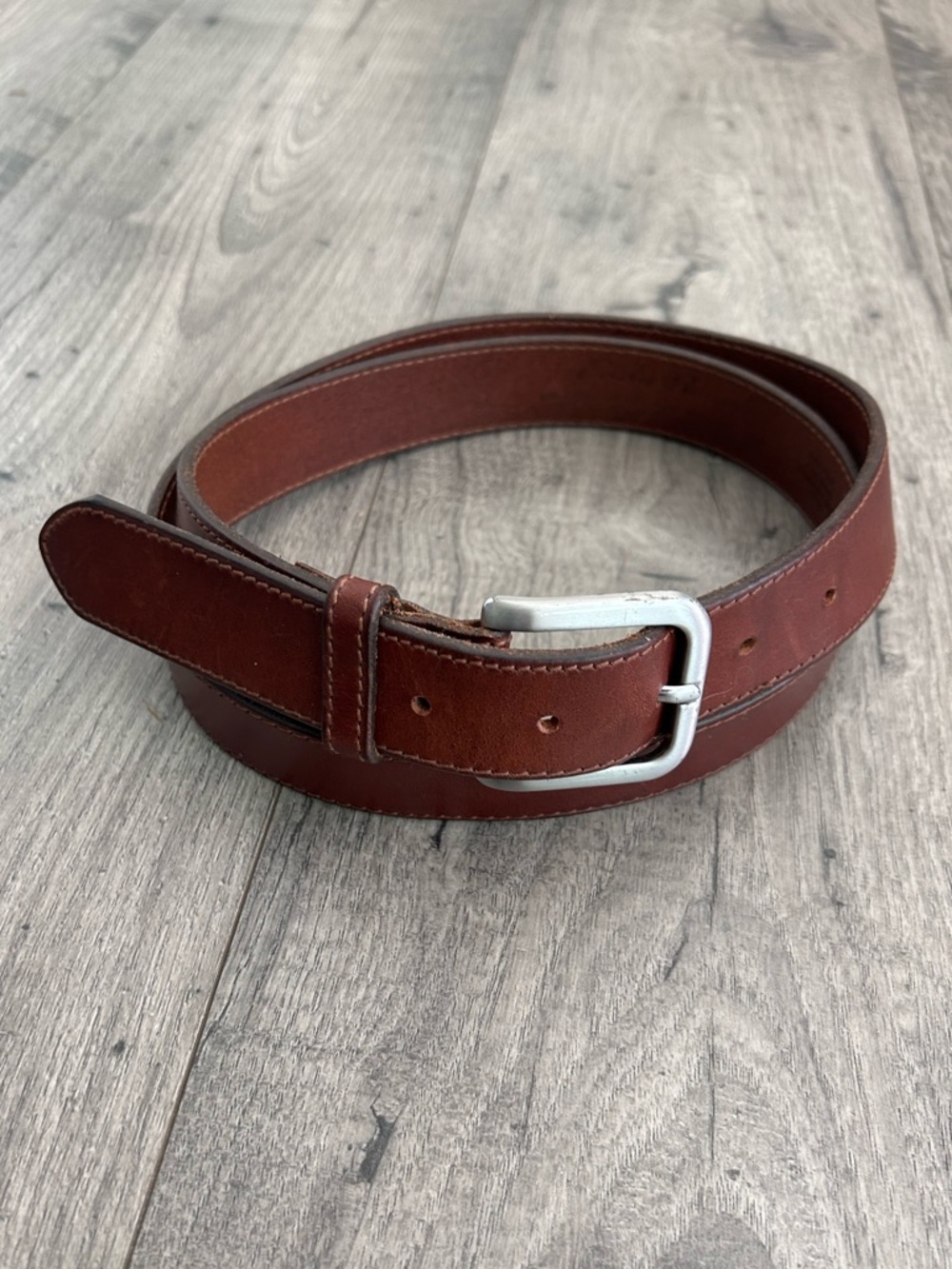 Eddie Bauer Brown Leather Belt Silver Buckle Size 40